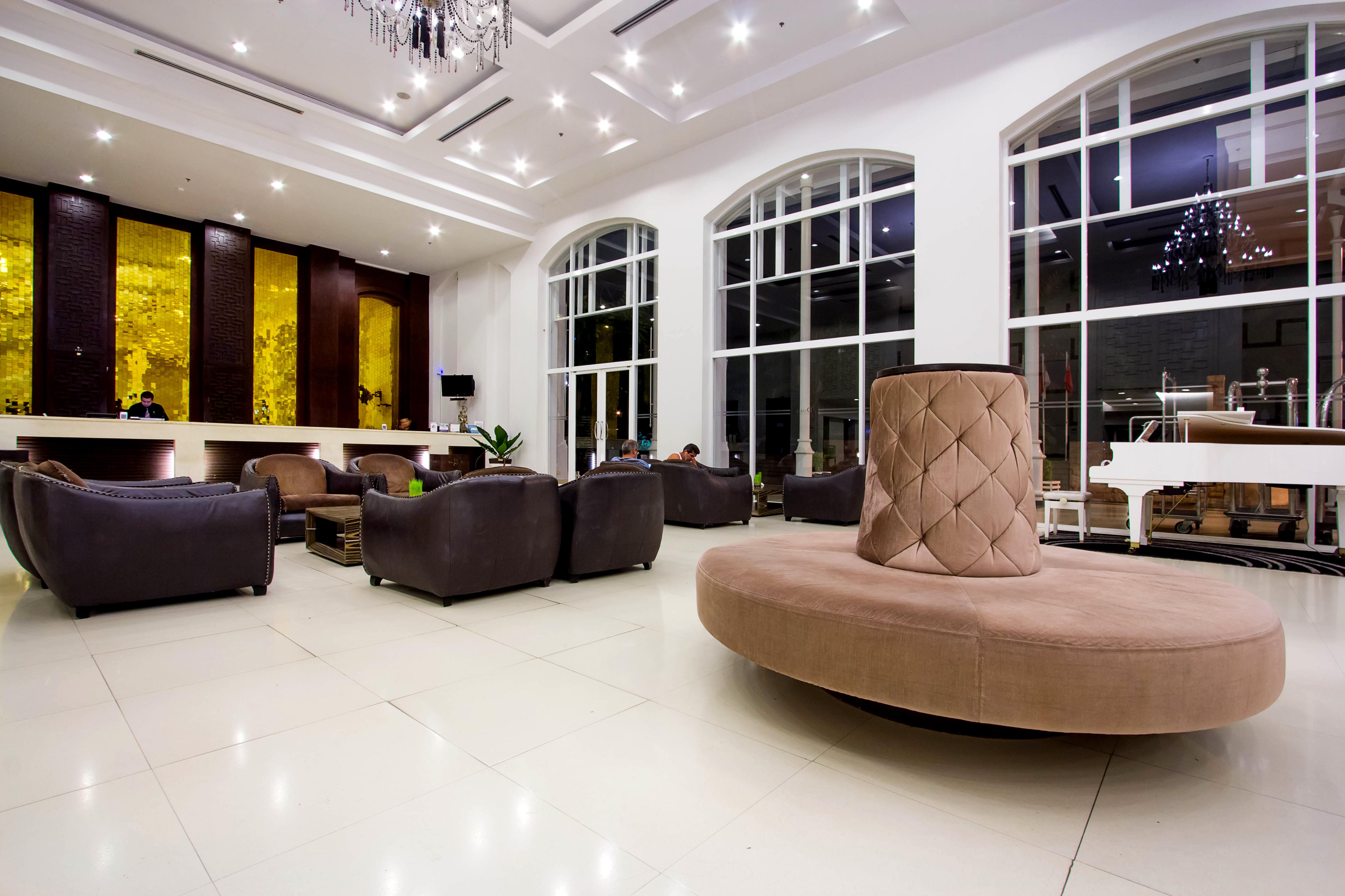 D Varee Jomtien Beach, Pattaya Dış mekan fotoğraf Lobby