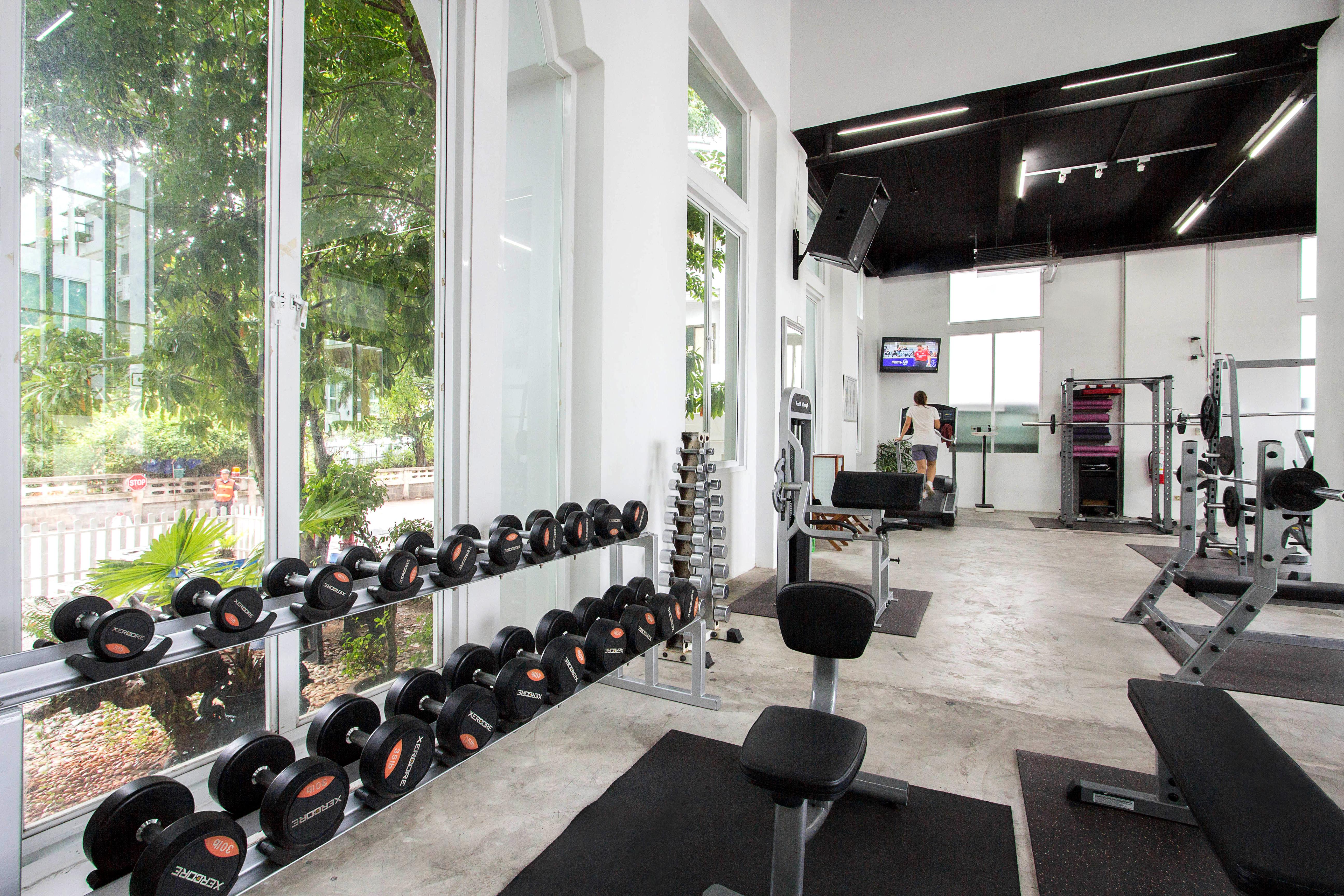 D Varee Jomtien Beach, Pattaya Dış mekan fotoğraf The gym at the University of Nottingham Malaysia Campus