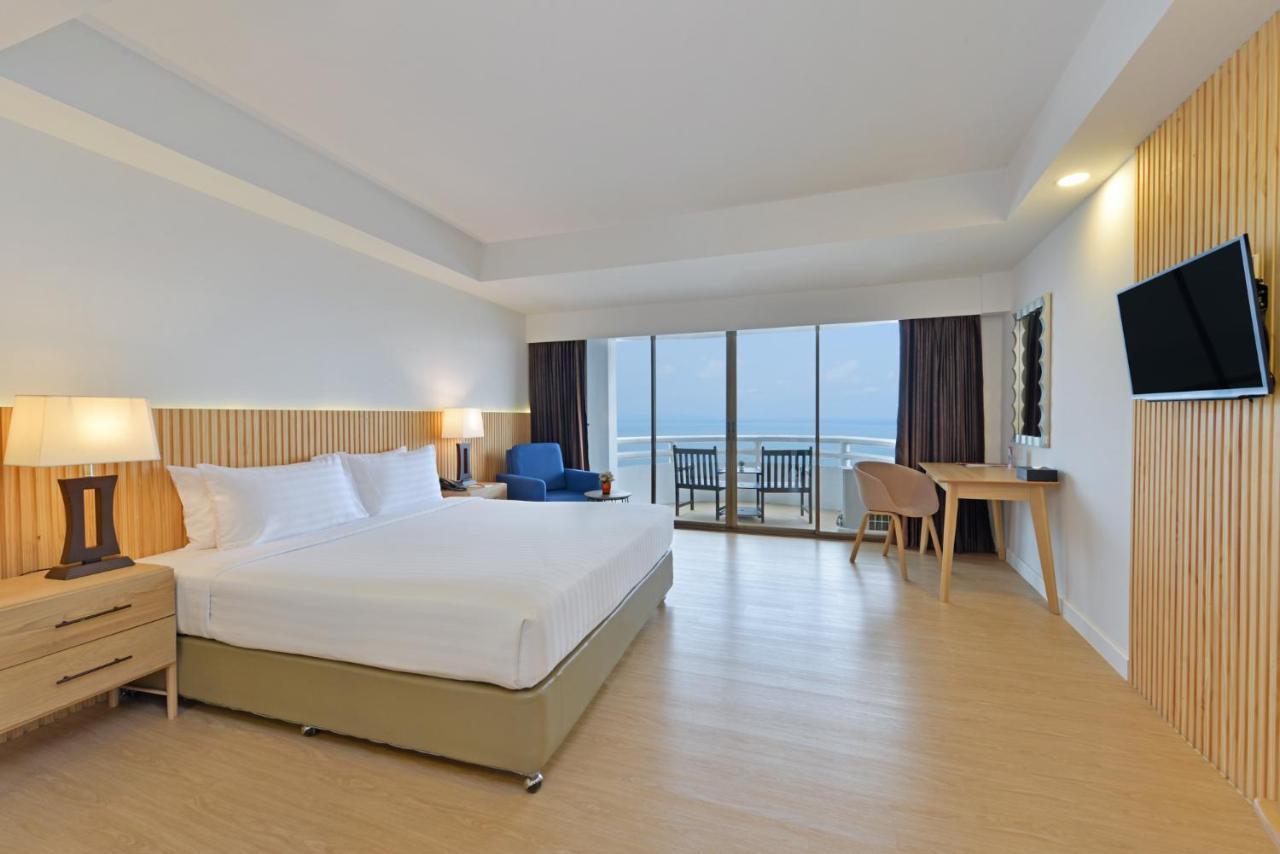 D Varee Jomtien Beach, Pattaya Dış mekan fotoğraf